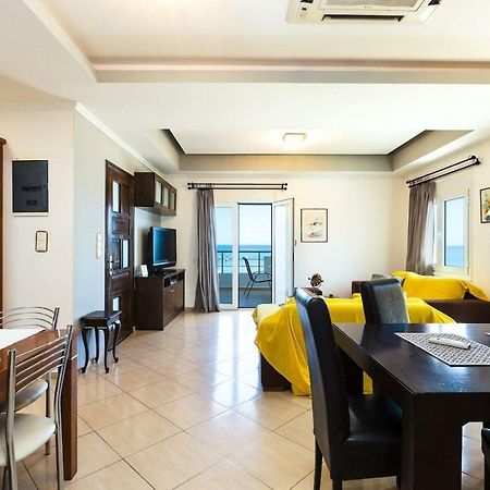 העיירה רתימנו Beachfront Apartment מראה חיצוני תמונה